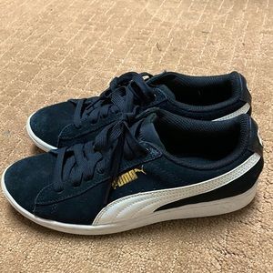 Puma Sneakers